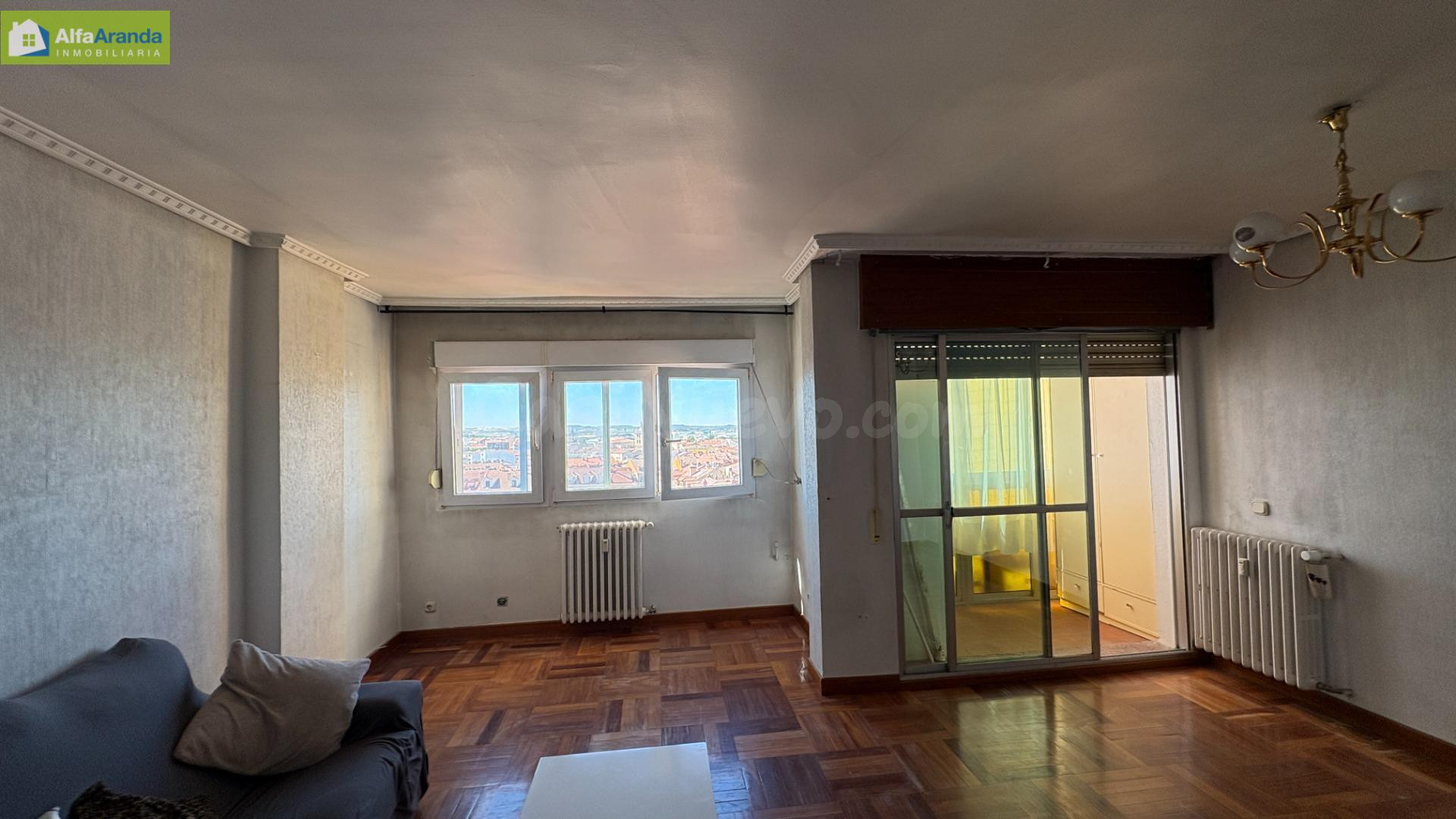 PISO EN VENTA 2 GARAJEs  Y 2 TRASTEROS - foto 3