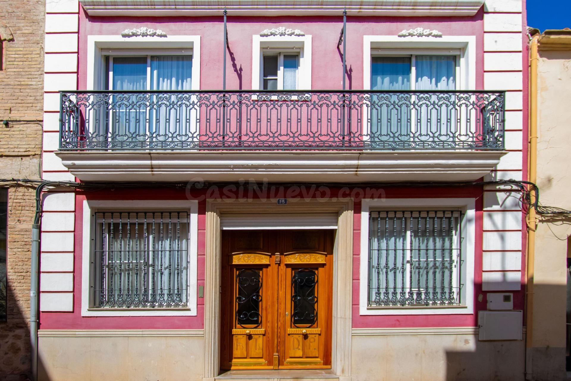 MONCOFAR (CASTELLÓN). CASA SINGULAR DE 2 PLANTAS JUNTO A LA  - foto 2