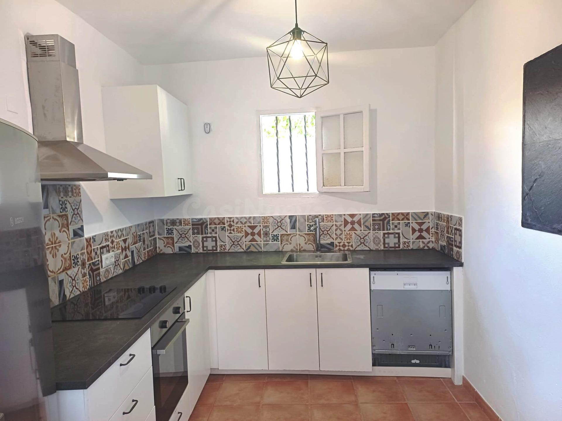 CASA CON TERRAZA SOLÁRIUM EN LA VILETA.