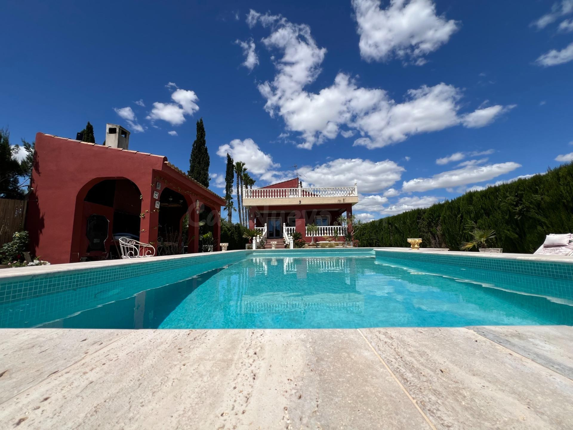 Finca rústica 4 habitaciones 200m² en venta - Comunidad vale
