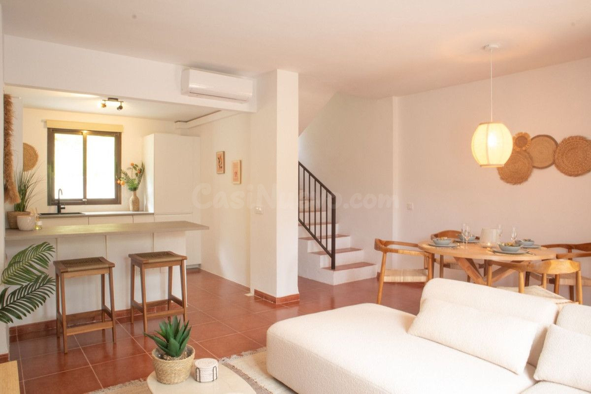 Casa 3 habitaciones 107m² en venta - Costa Del Sol - foto 3