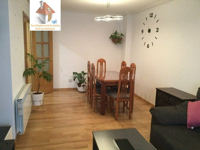 VENTA DE PISO DE 2 DORMITORIOS EN LAS FASE II DEL PAU EL QUI