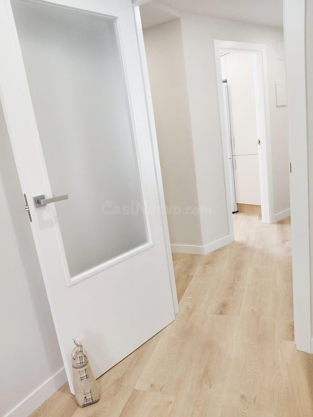 Exclusivo ático dúplex en alquiler con vistas al mar - foto 4