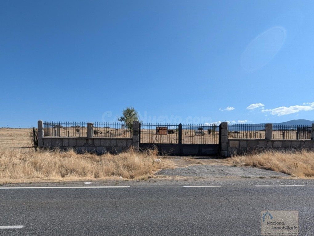 Suelo urbanizable en Venta en Torrecaballeros Segovia