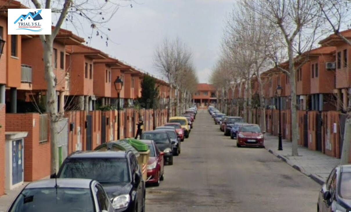 Venta de Casa Adosada en Seseña (Toledo) - foto 2