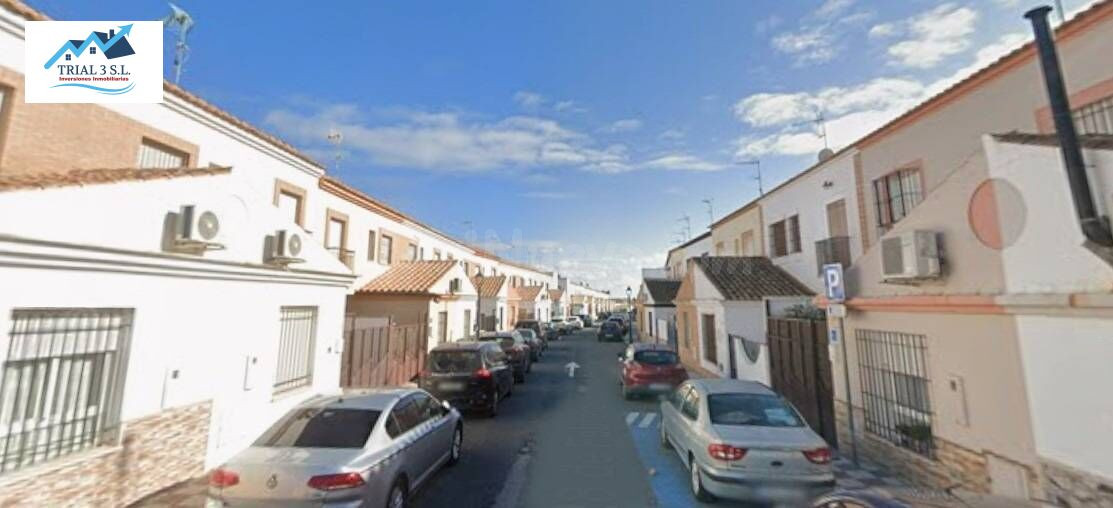 Venta de casa en Villamanrique de la Condesa (Sevilla)