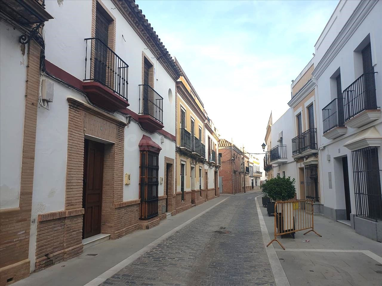 Venta casa en Lora del Rio - foto 3