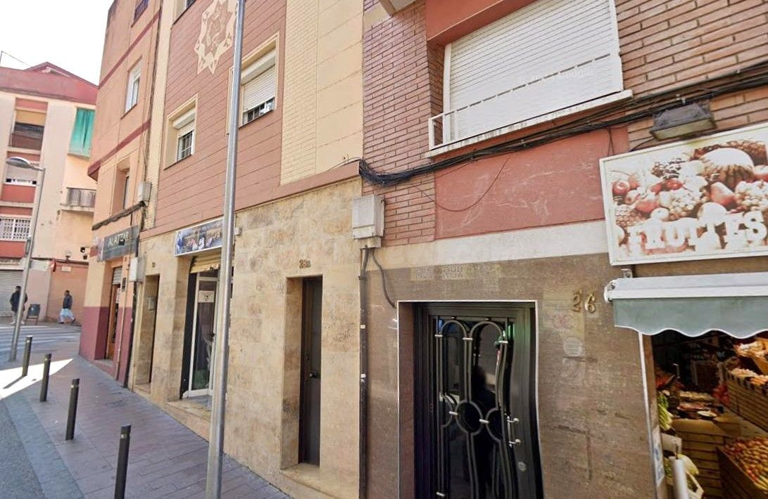 Casa 1 habitación 19m² en venta - Fondo - foto 2