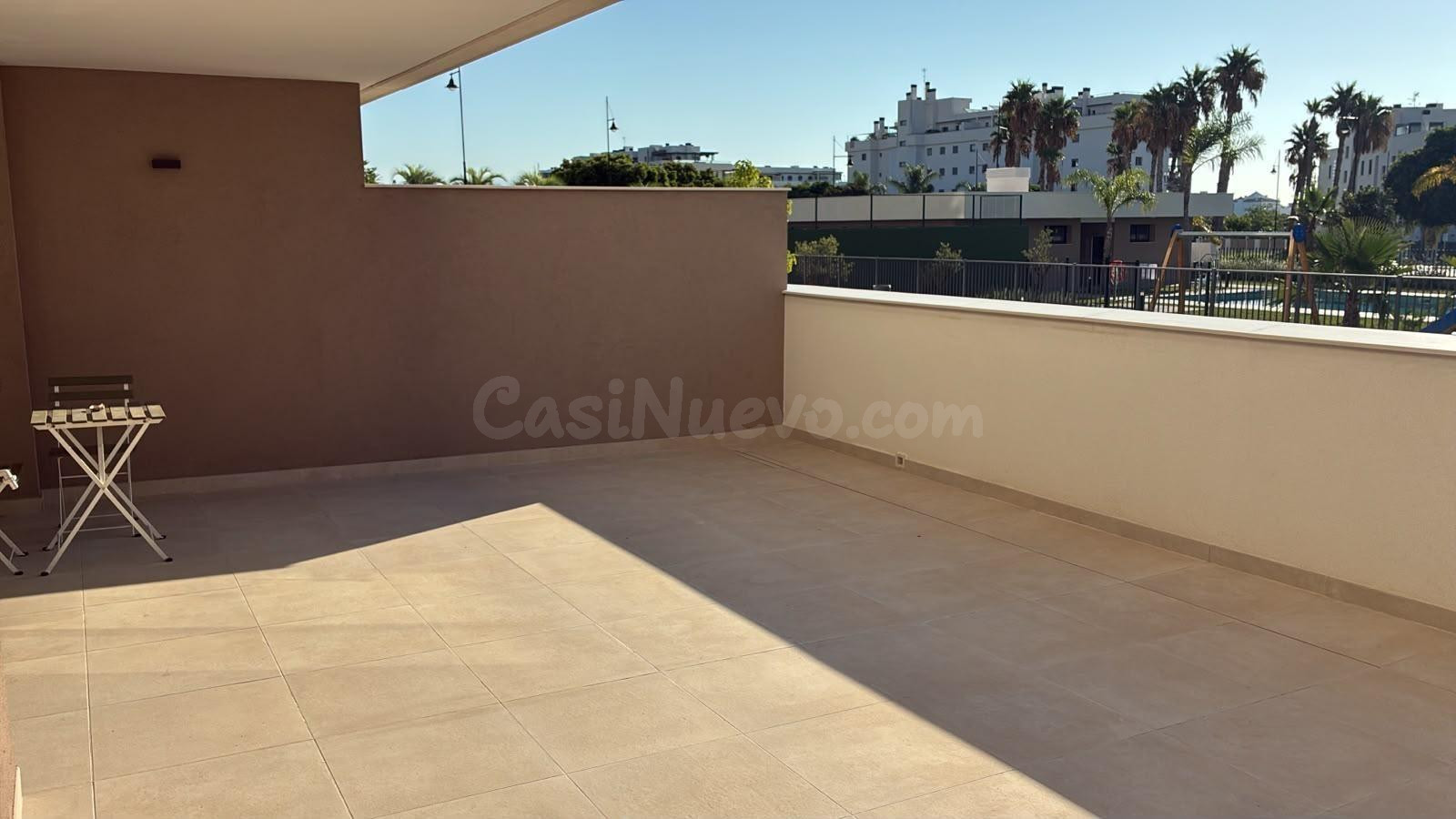 SE ALQUILA FANTÁSTICO PISO CON VISTAS AL MAR EN LOS ÁLAMOS - 2 dormitorios, 2 baños - 2 TERRAZAS - PISCINA - GARAJE