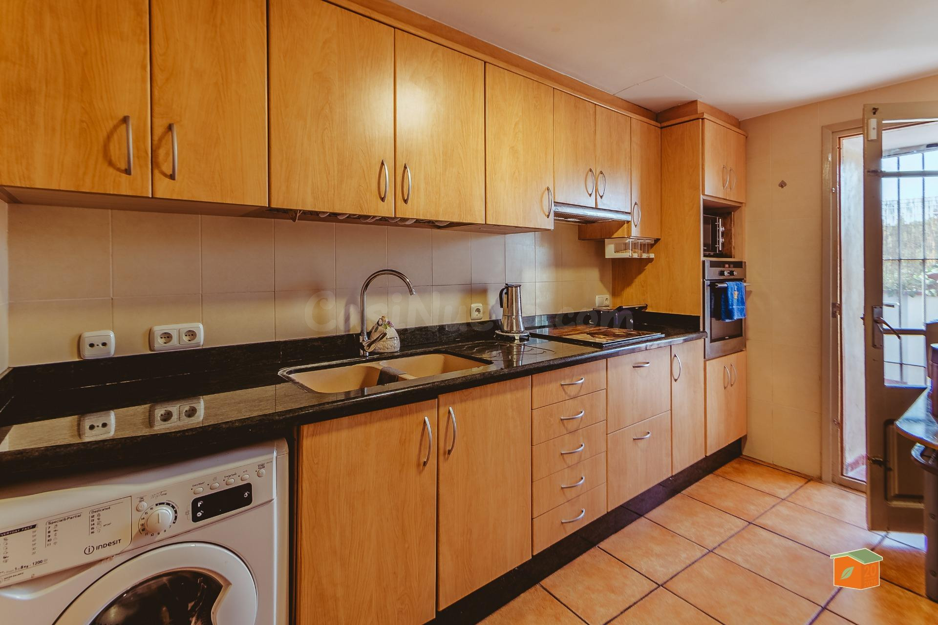 CASA EN VENTA EN FREGINALS (TARRAGONA) - foto 5