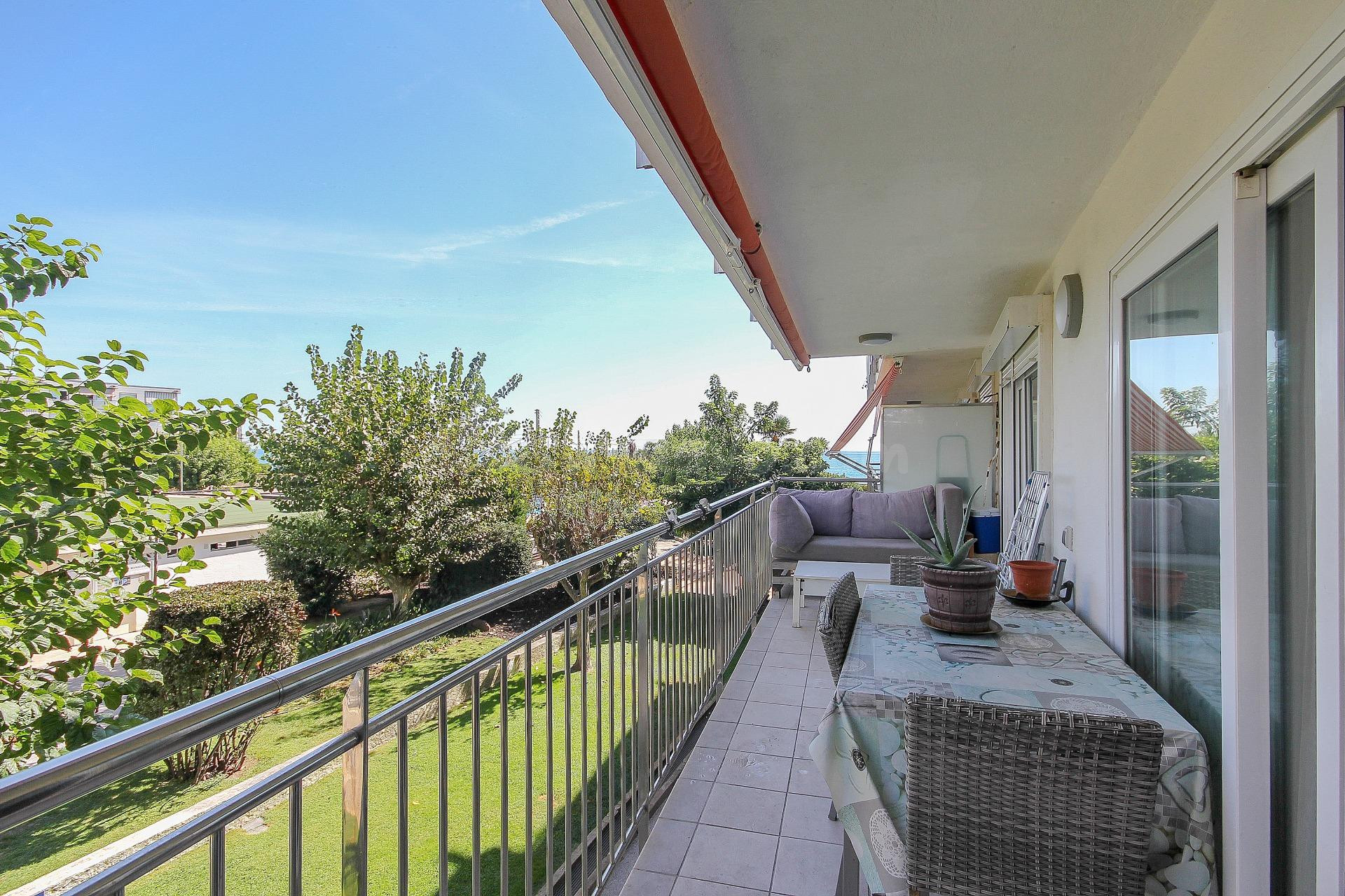 ¡Tu oasis frente al mar te espera en Costa Mar, Cabrera de Mar! ✨