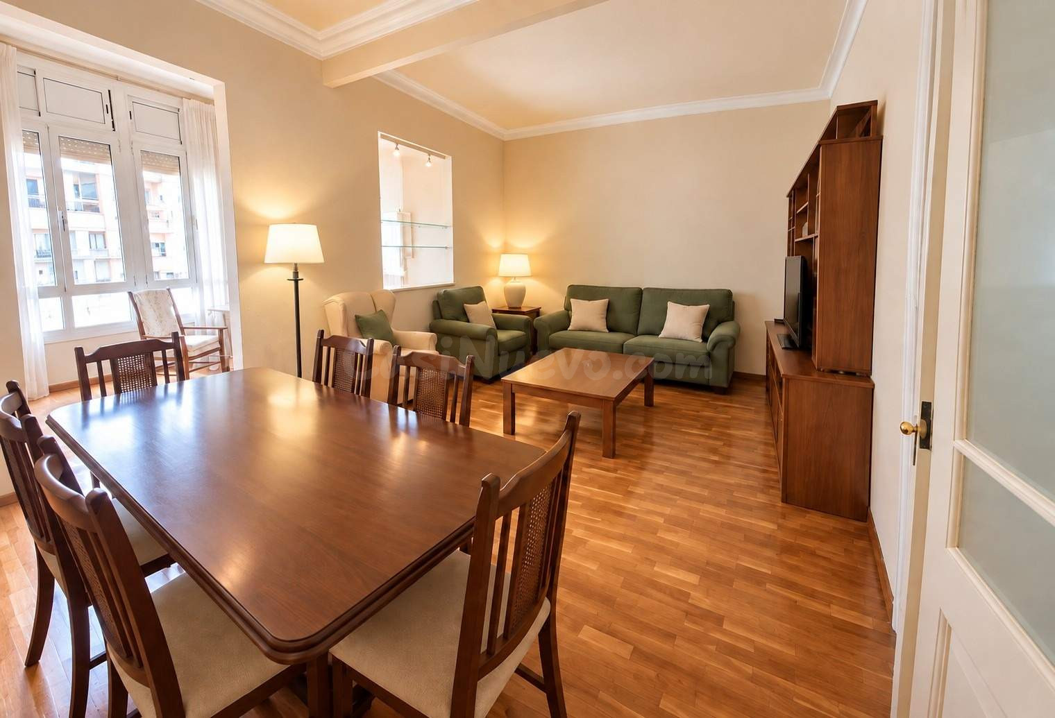 Elegante vivienda de 117 m2 en finca regia en Sant Antoni (Eixample)