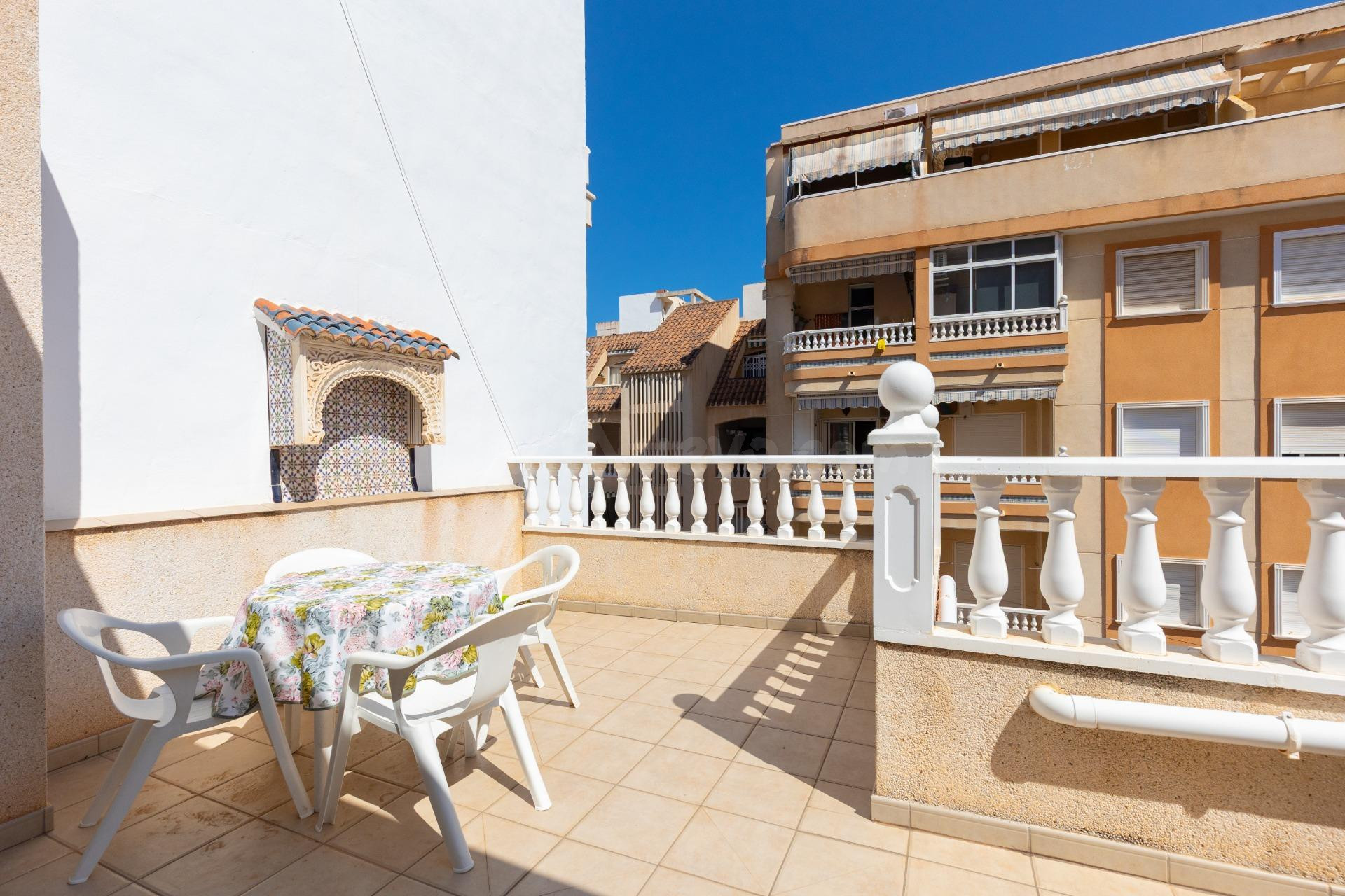 Bungalow en planta alta – C/ Arquitecto Larramendi, Torrevieja