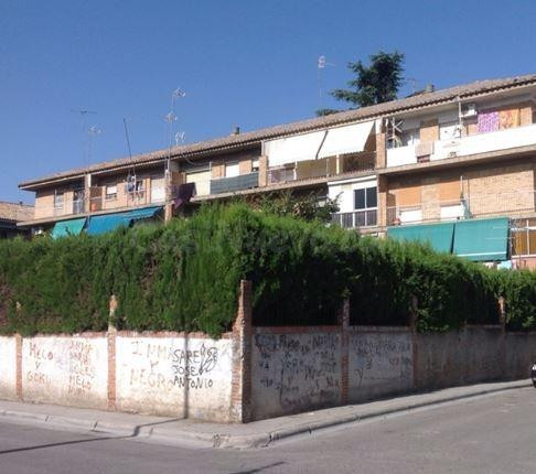 Se vende Piso sin Posesión en Granada