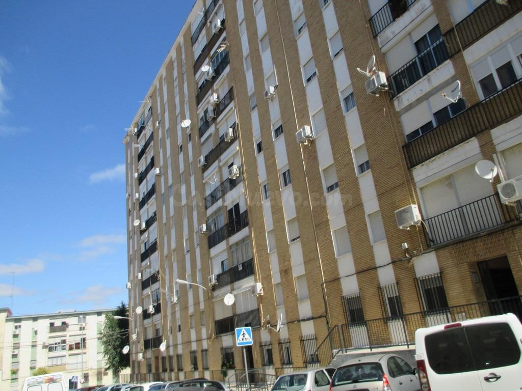 Venta de Vivienda en la Orden, Huelva.  Activo Sin Posesión / Alquilado, No se Puede Visitar.