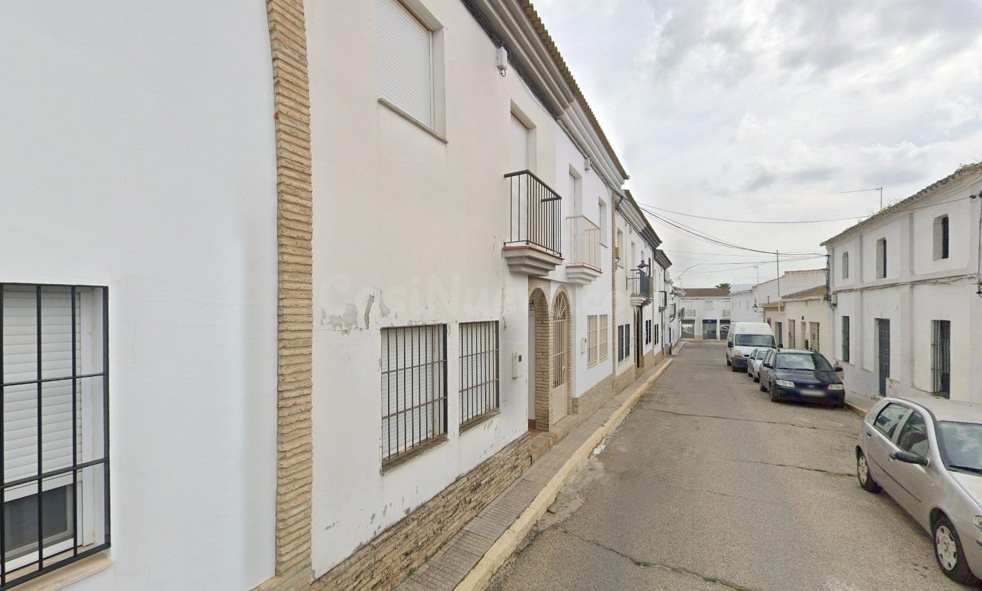 Venta de Casa en Hinojos, Huelva. Activo Inmobiliario Sin Posesión / Alquilado / No se Puede Visitar.