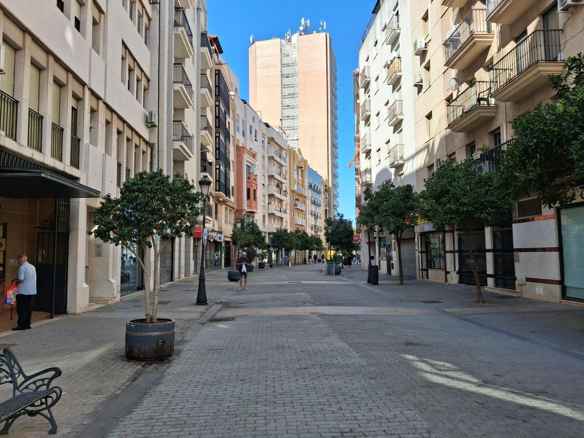 Venta de Local Comercial en el Centro de Huelva. - foto 3