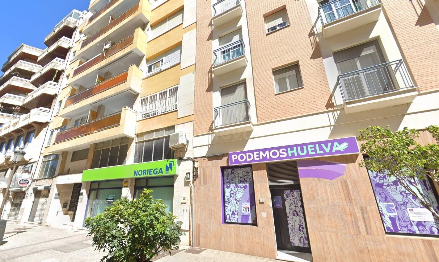 Venta de Local Comercial en el Centro de Huelva. - foto 4