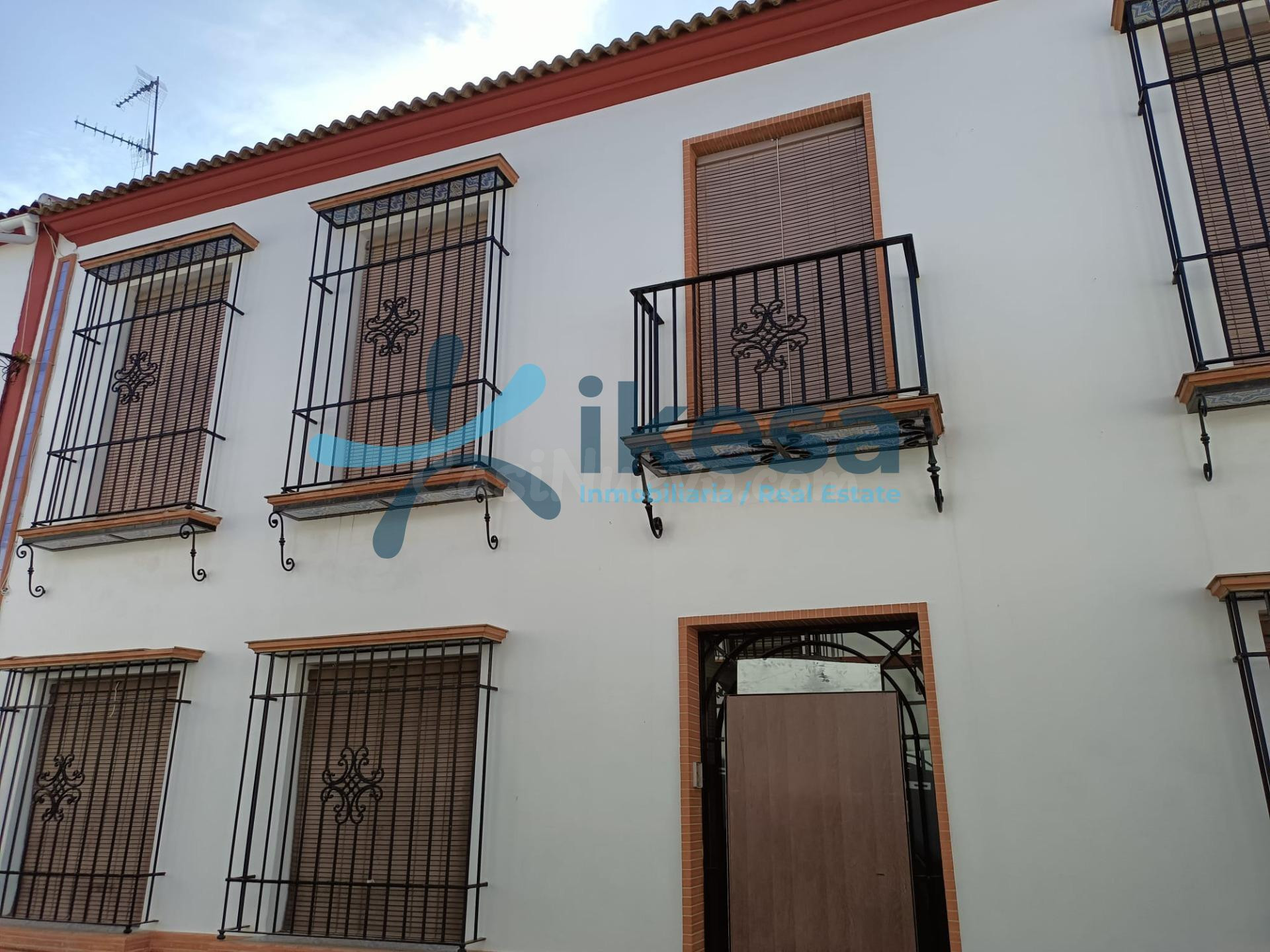 Venta de casa en Villamanrique de la Condesa (Sevilla)
