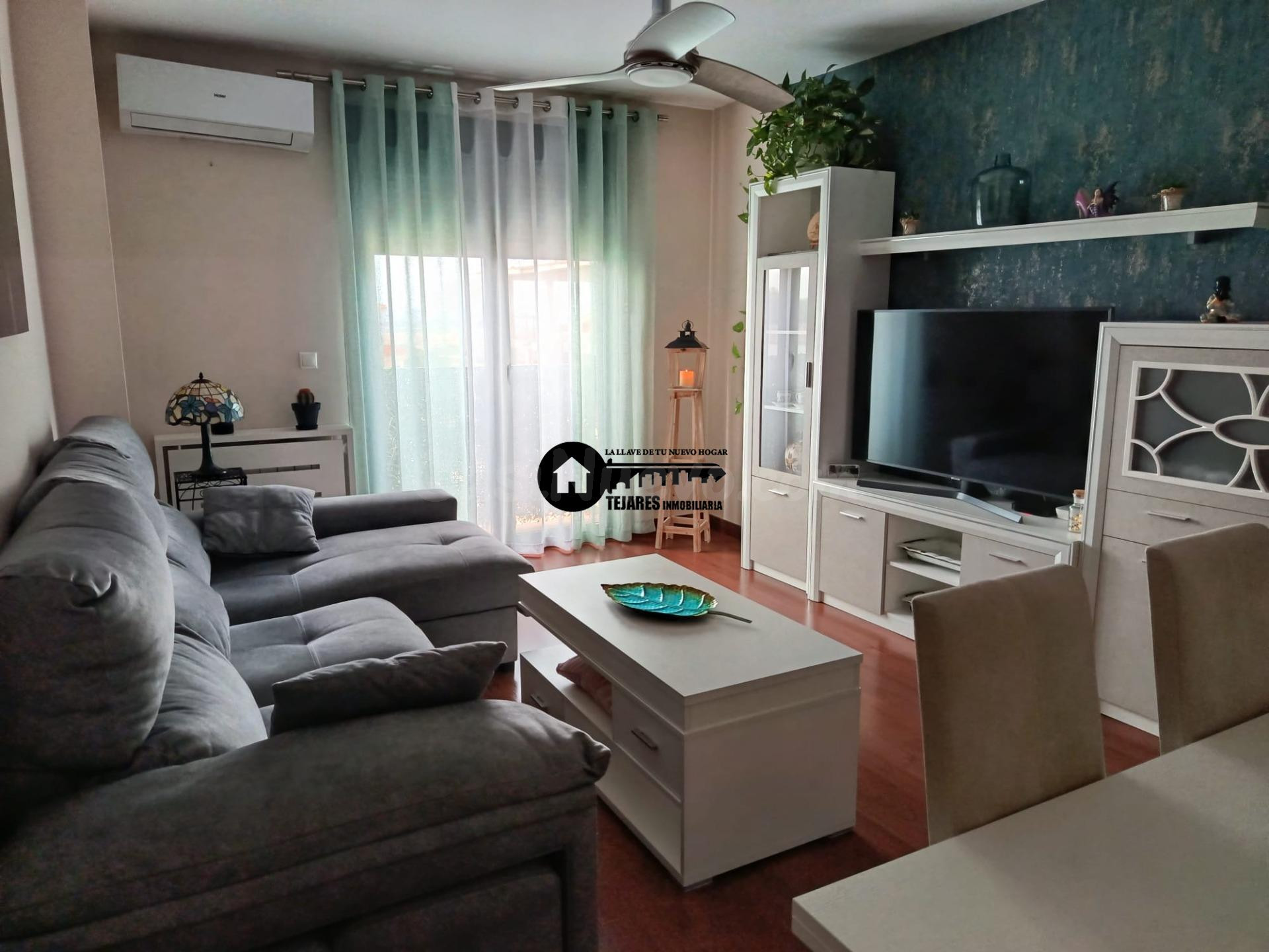 SE VENDE PISO IMPECABLE Y TOTALMENTE REFORMADO CON GARAJE Y  - foto 3