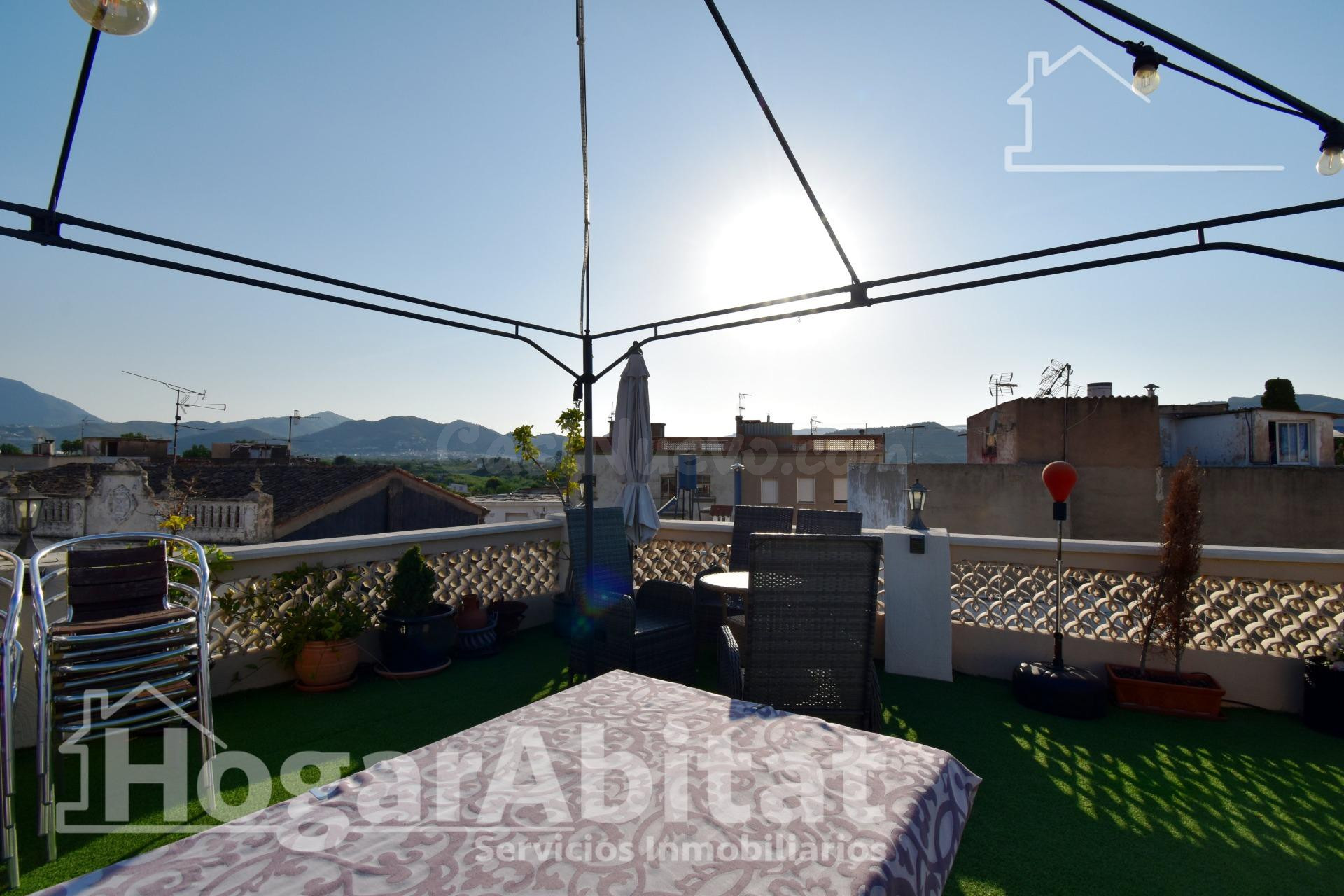 ESPECTACULAR CASA REFORMADA Y AMPLIA CON TERRAZA - foto 2