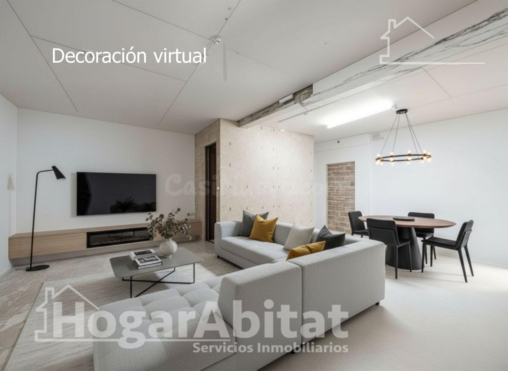 ¡MAGNÍFICA VIVIENDA! ACOGEDORA Y LUMINOSA CON TERRAZA Y BALCÓN, EN EL CENTRO