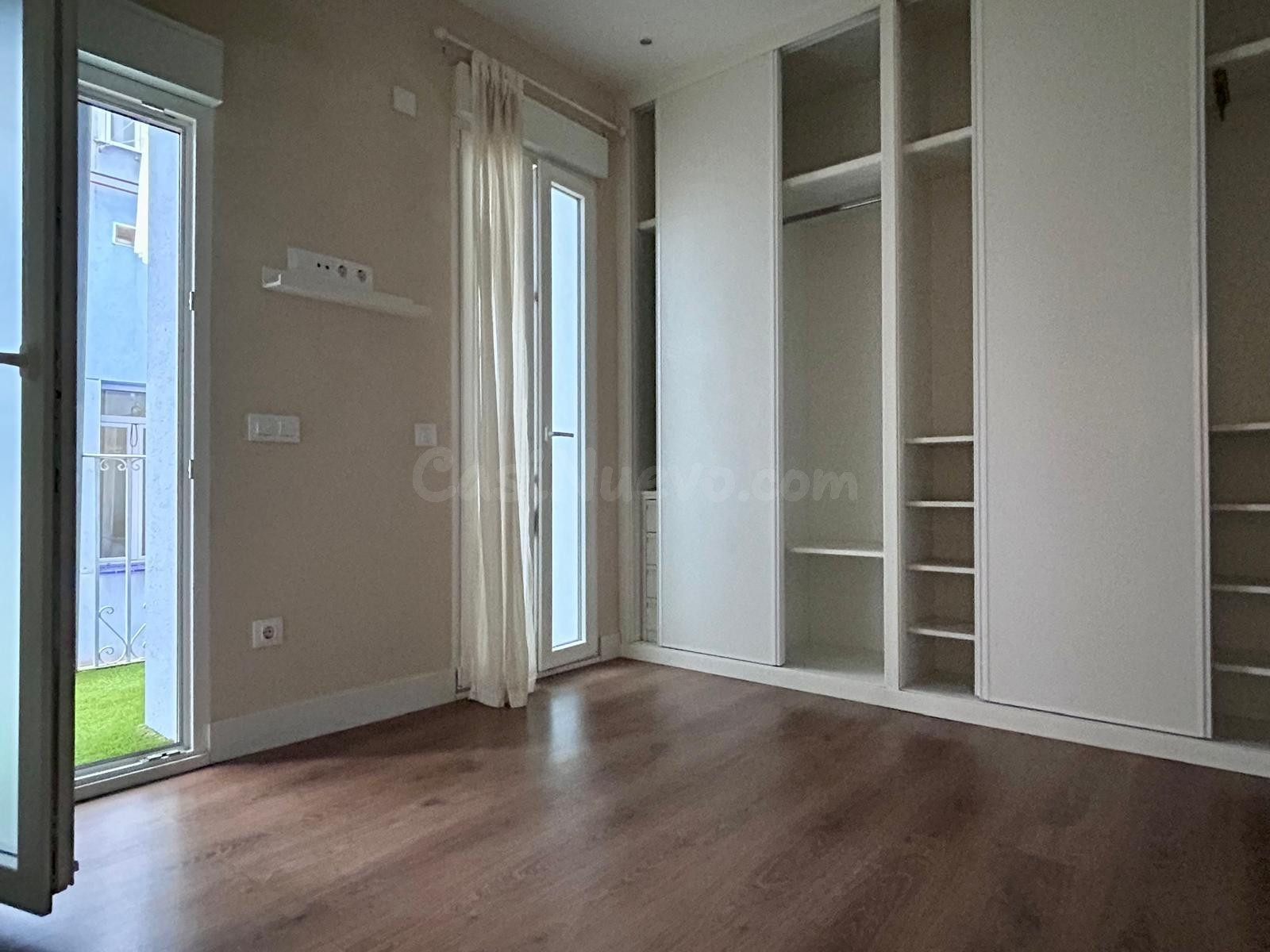 Piso en Venta en Adelfas