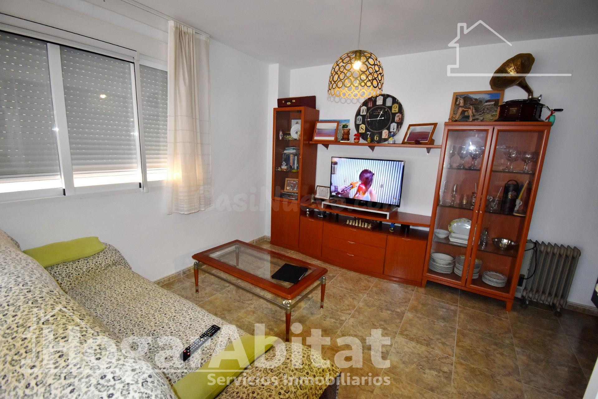 ¡PLAYA DE MONCOFAR! ACOGEDOR CON GARAJE Y TERRAZA, TODO AMUEBLADO