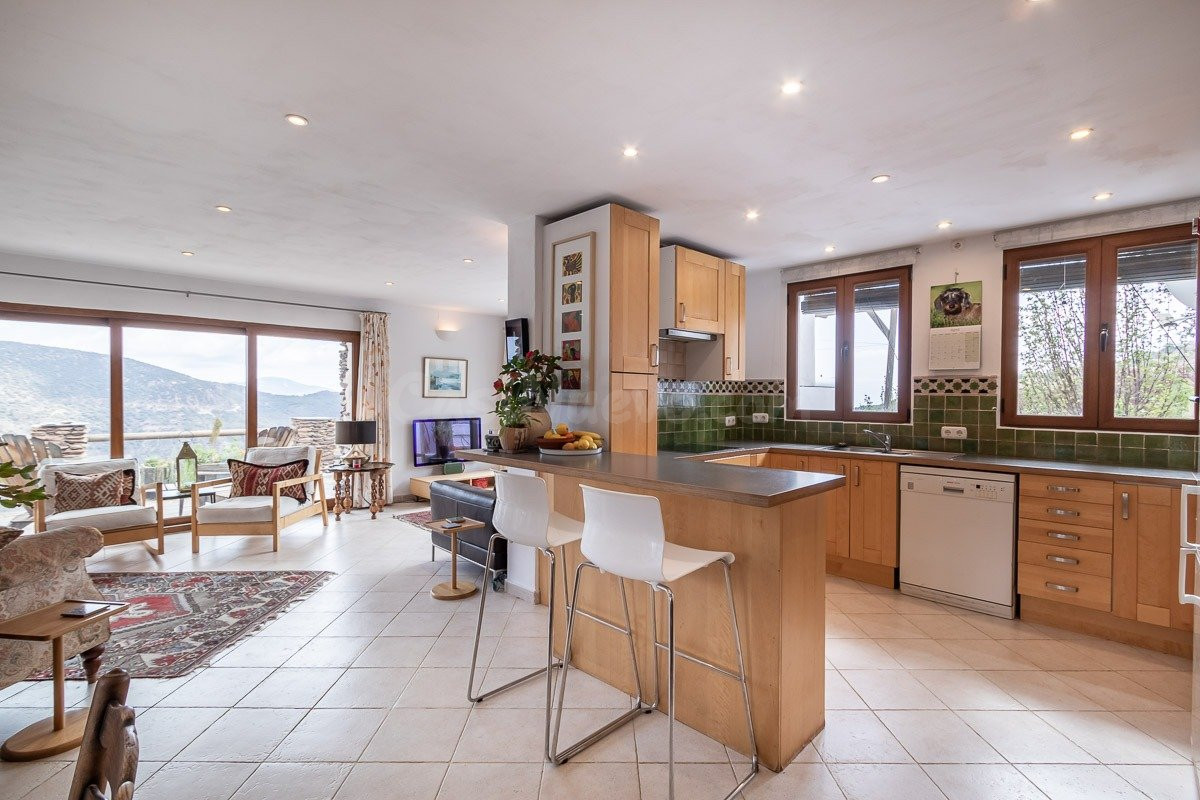 Cortijo de 3 apartamentos en las Alpujarras - Pórtugos - foto 5