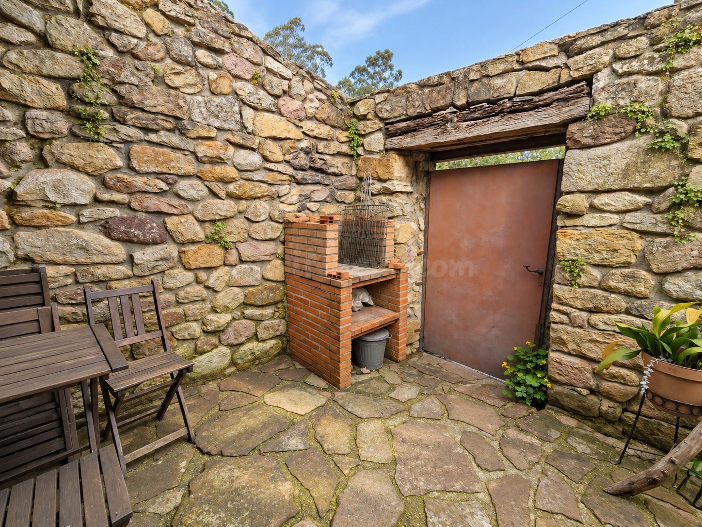 CASA DE PIEDRA REFORMADA CON DOBLE TERRAZA Y BARBACOA - foto 2