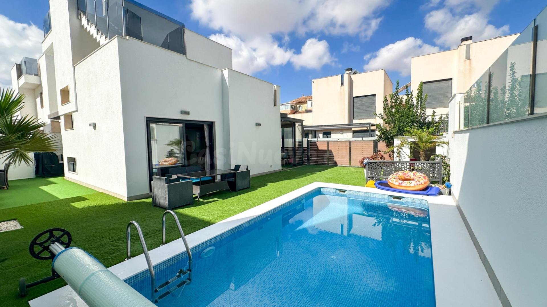 Villa 5 habitaciones 250m² en venta - torrevieja