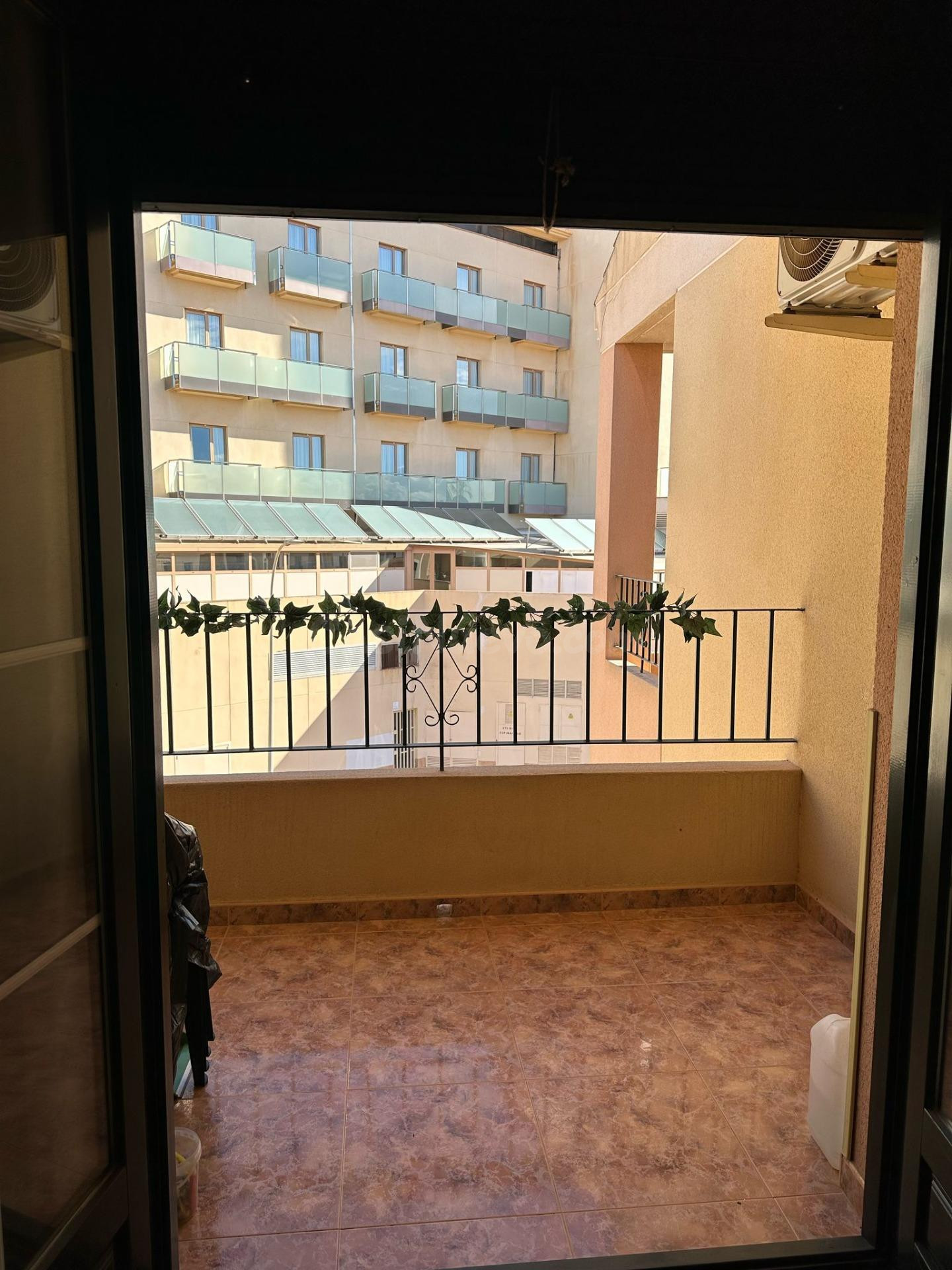 SE VENDE PISO DE DOS habitaciones, UN ASEO EN LOS NAREJOS