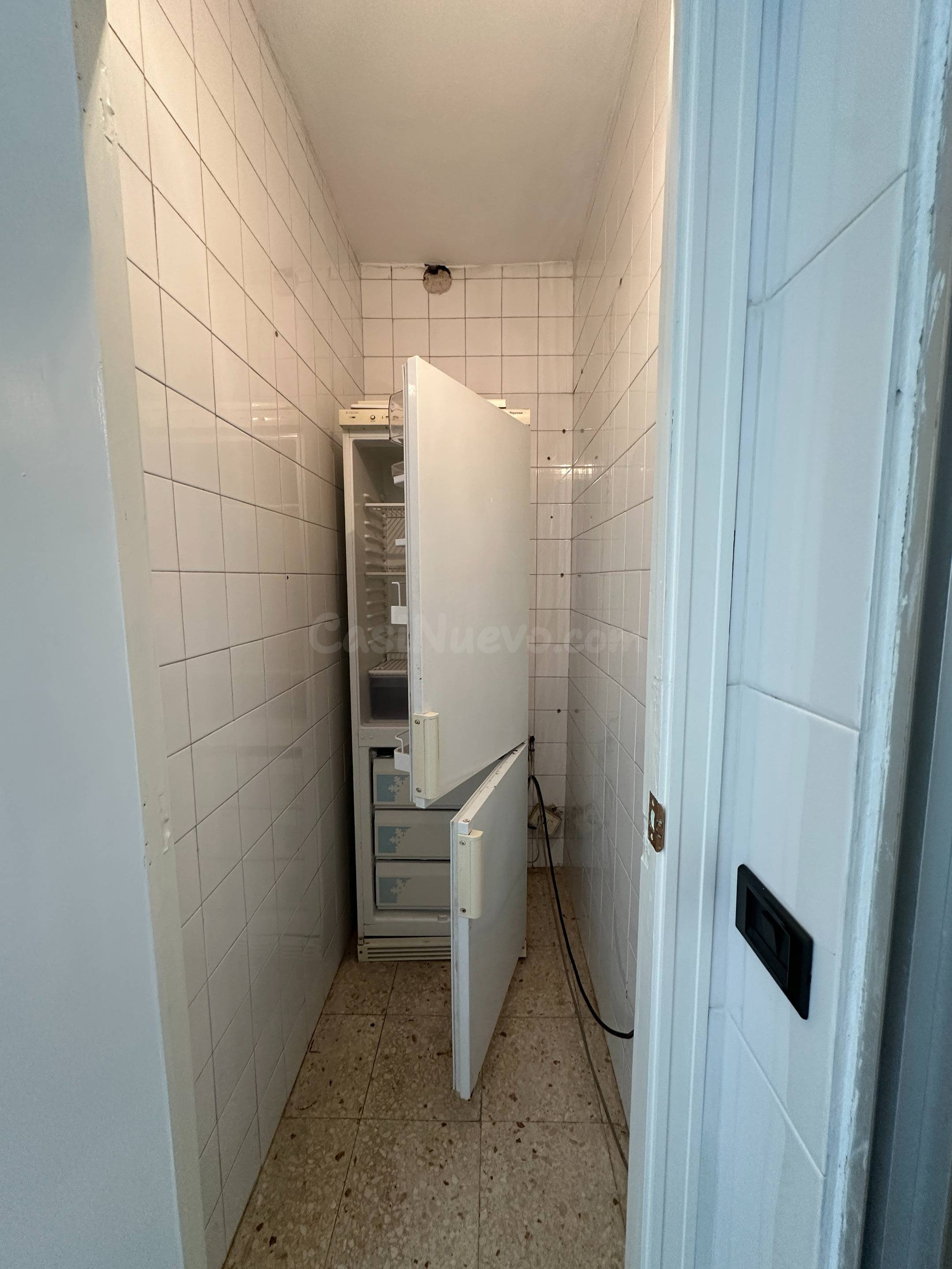 Amplio piso de 4 habitaciones con terraza y garaje en Rúa Er - foto 5
