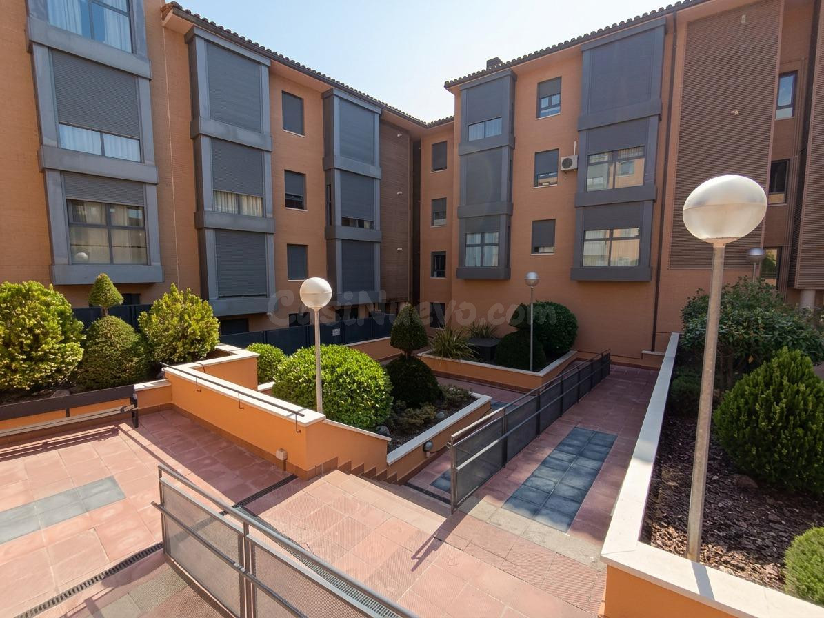 Piso en venta en El Molar - foto 3