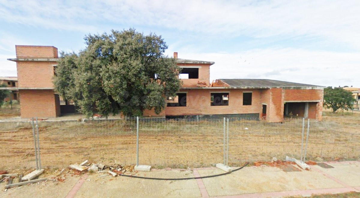 Urbis te ofrece una parcela en venta en Urbanización Oasis Golf, Carrascal de Barregas, Salamanca.
