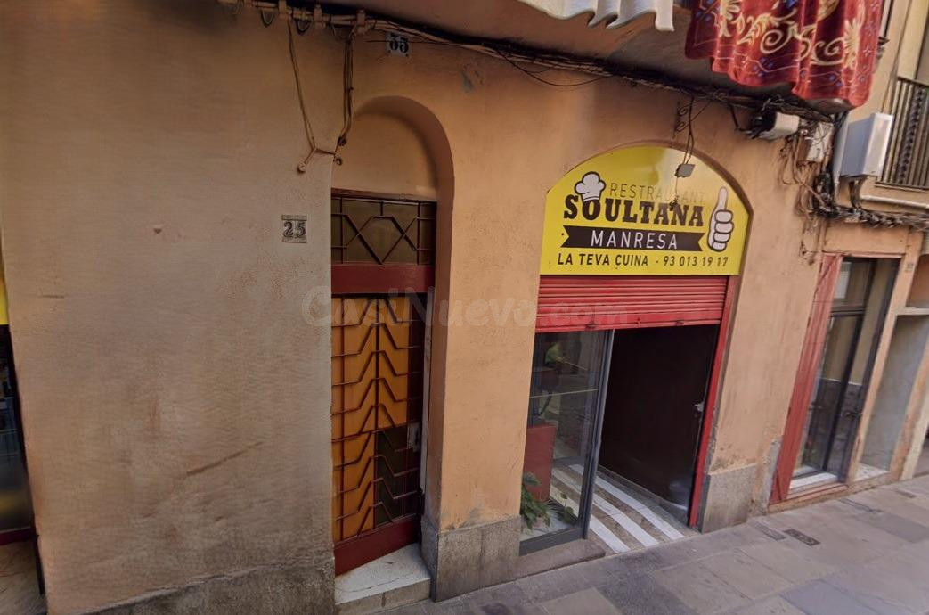SE VENDE PISO OKUPADO en Calle CARME 25 Manresa (Barcelona).
