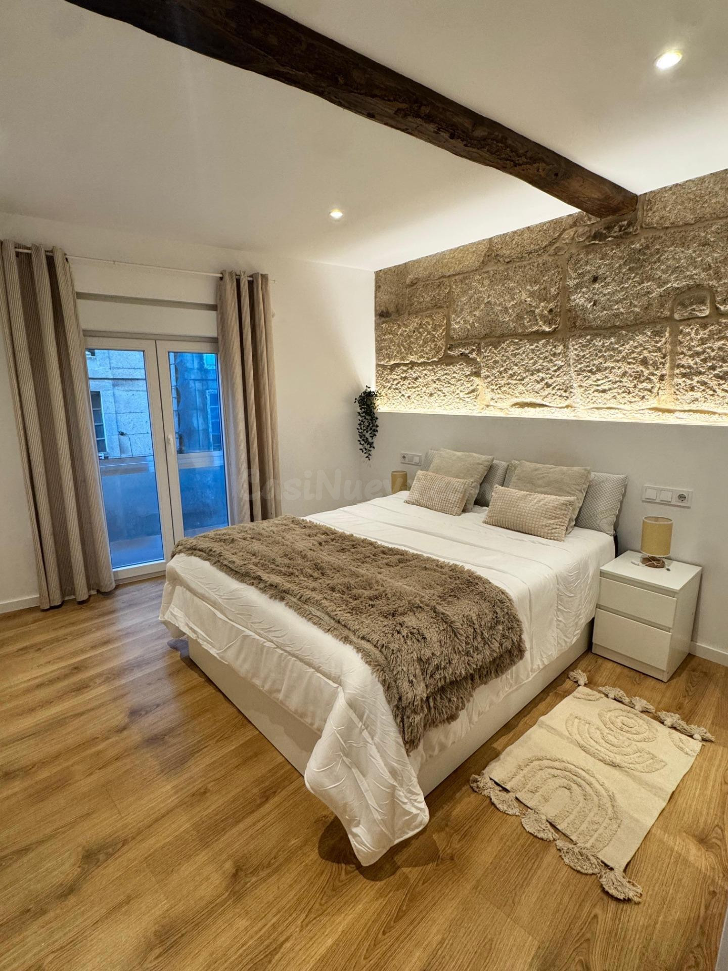 APARTAMENTO DE DISEÑO CON TERRAZA Y JARDÍN