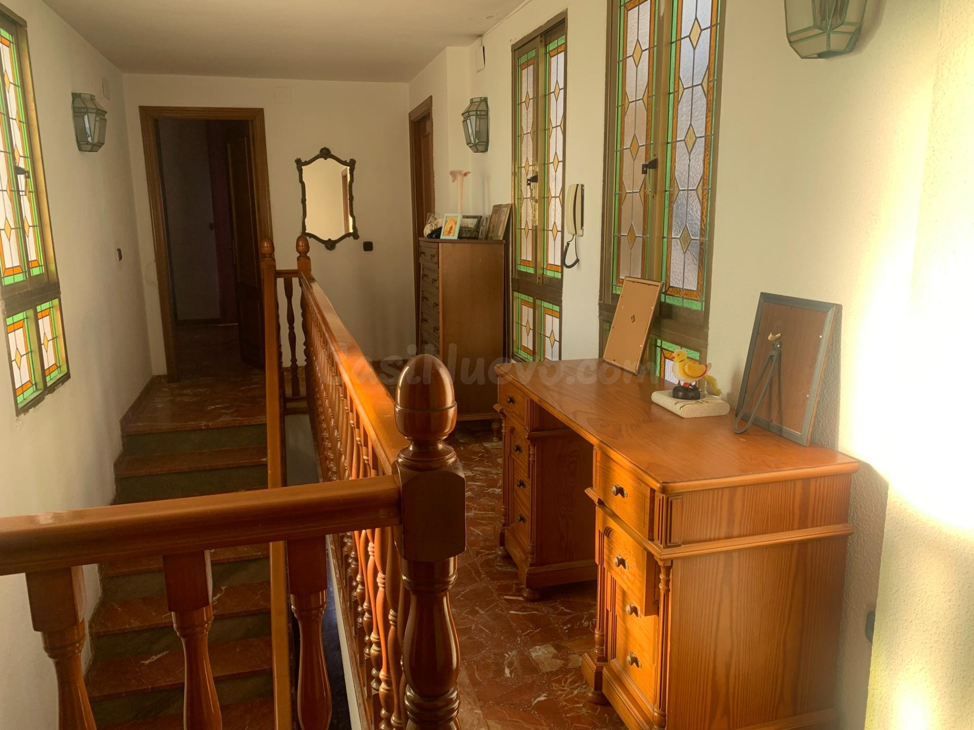 Espectacular Adosado de 220 m2 | 6 Dorm. | 4 Baños | Azotea y Patios