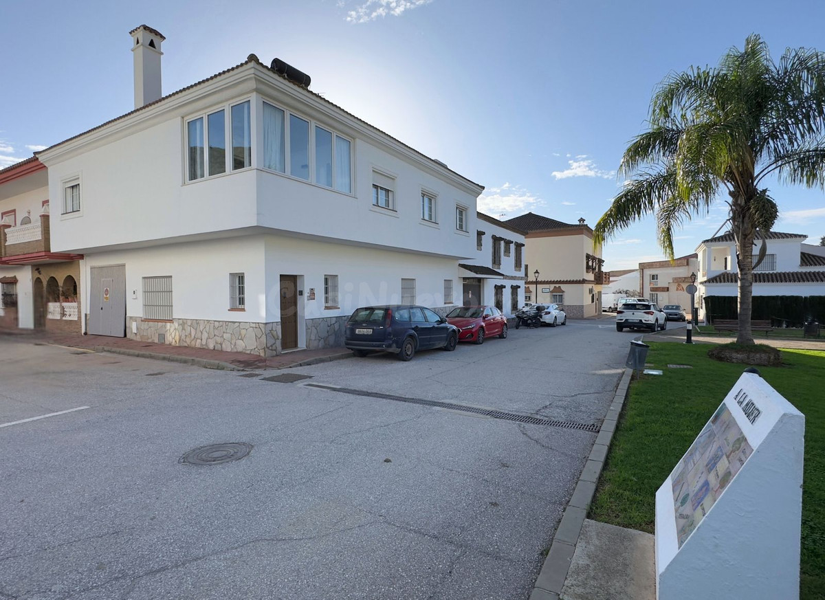 Chalet 5 habitaciones 350m² en venta - Costa Del Sol