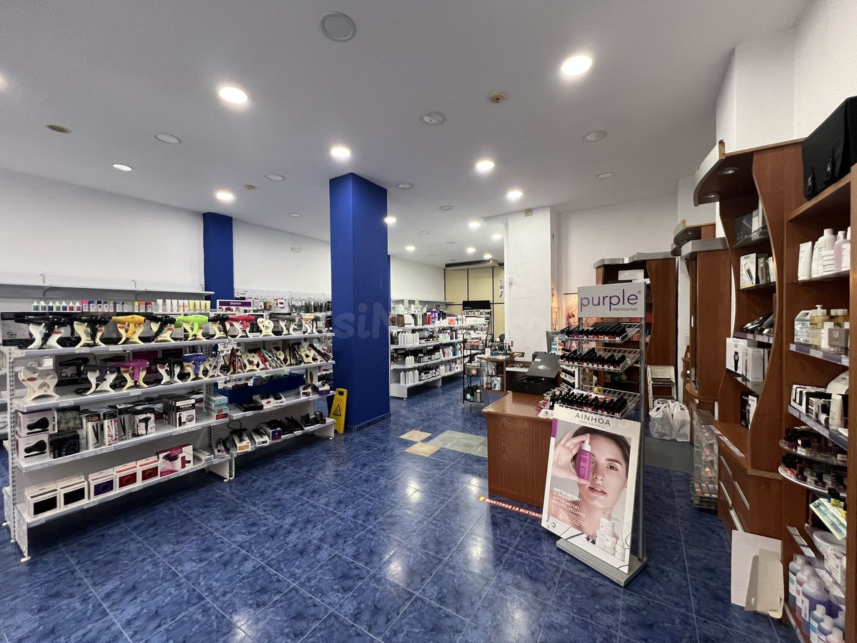 Local comercial 7 habitaciones 806m² en venta - La Princesa-Huelin