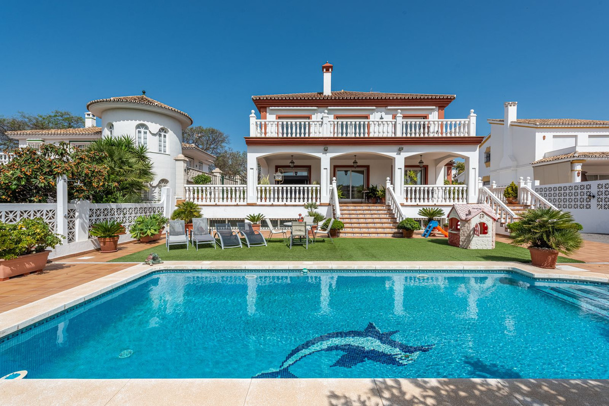 Chalet 6 habitaciones 628m² en venta - Marbella