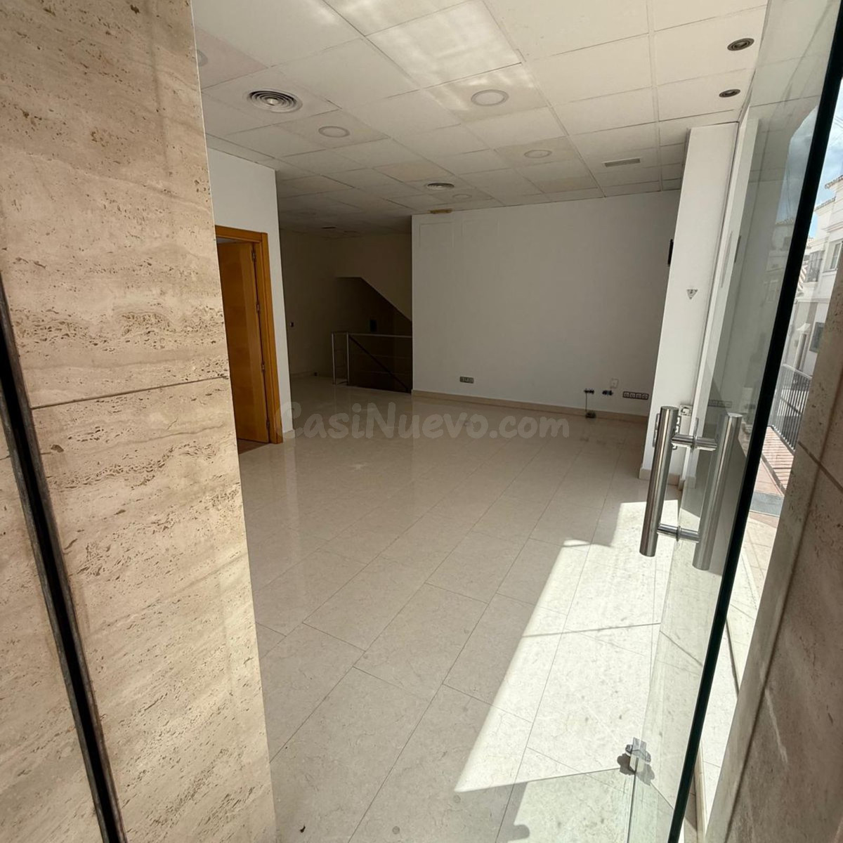 Local comercial 135m² en venta - Costa del Sol
