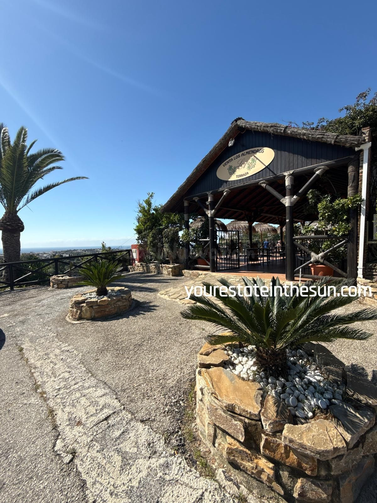 Restaurante 4 habitaciones 373m² en venta - El Madroñal