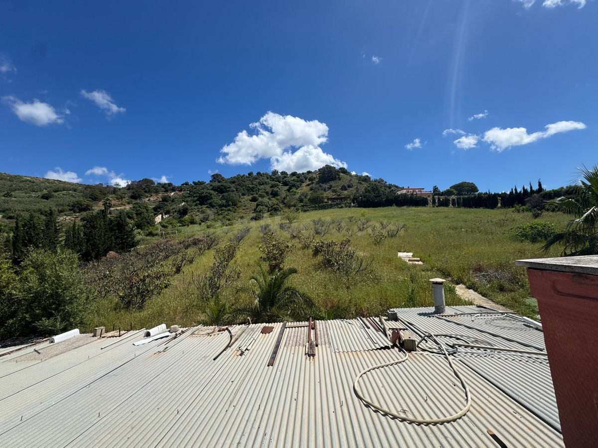 Finca con vistas al mar en Estepona - Inversión segura