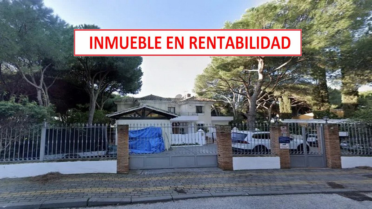 Chalet 3 habitaciones 409m² en venta - Marbella