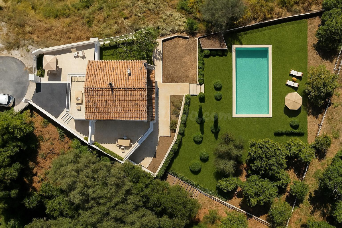 Chalet 3 habitaciones 379m² en venta - Marbella