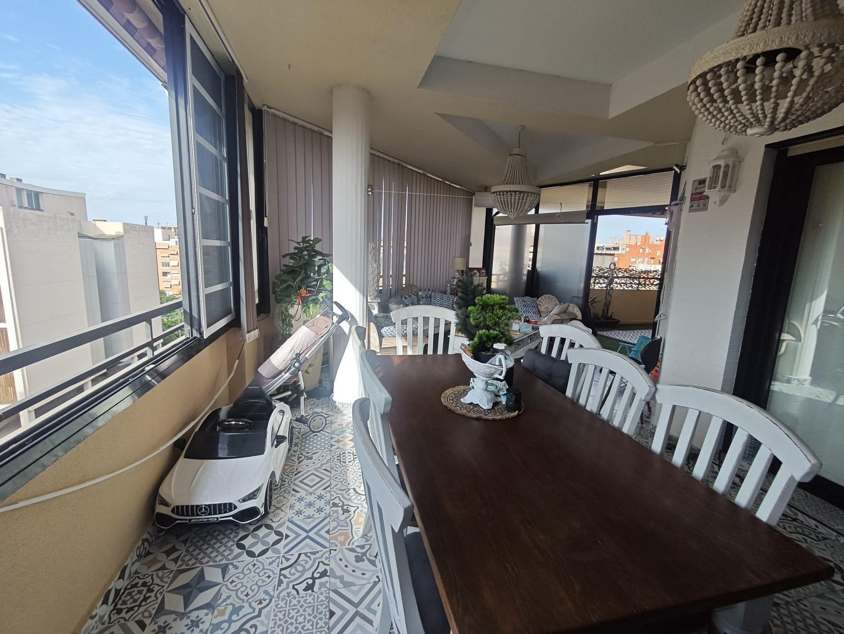 ÁTICO EN ALICANTE CON GRAN TERRAZA - foto 4