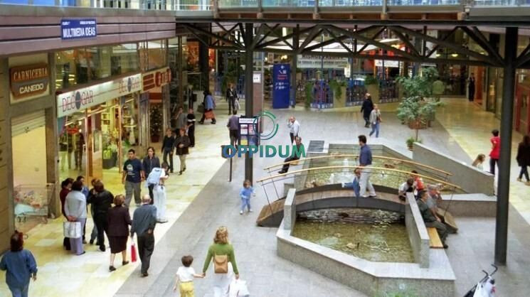 Local comercial de 190 m2 en Área Central – Santiago de Comp - foto 3