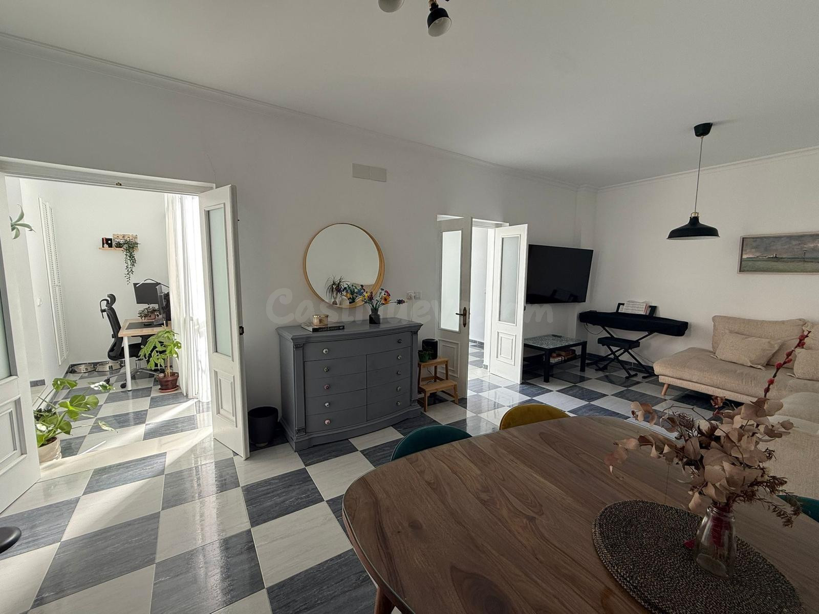 UN HOGAR CON ENCANTO EN EL CORAZÓN DE CÁDIZ