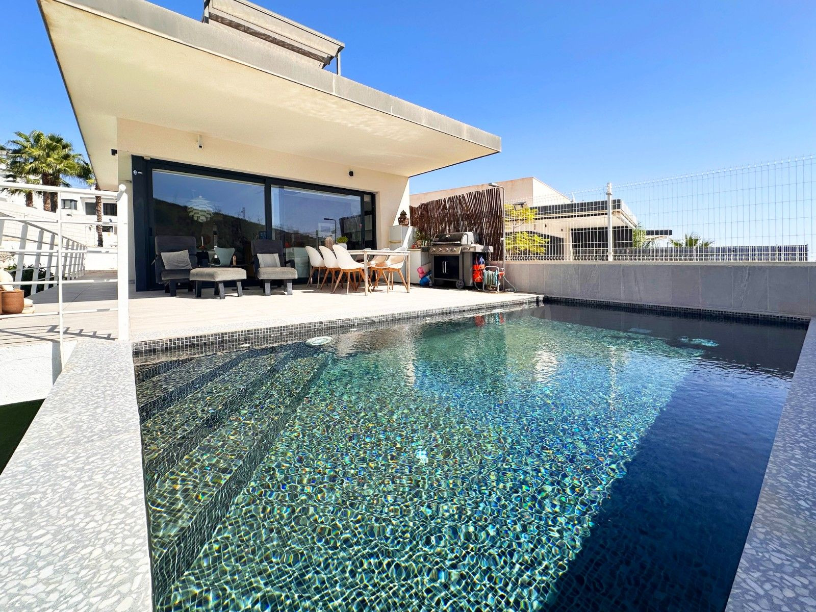 Villa 5 habitaciones 200m² en venta - Daya Nueva